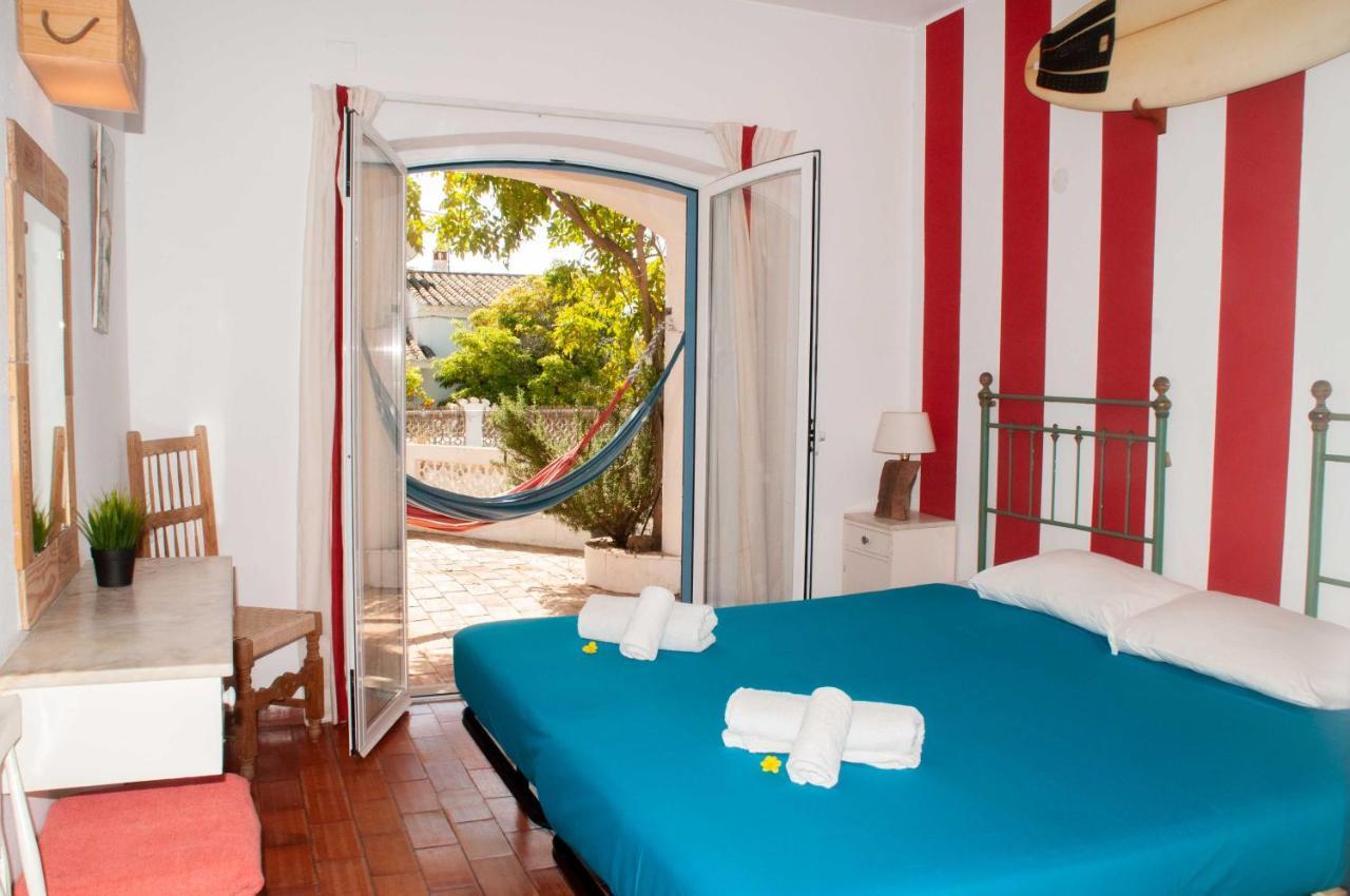 Jho'La Surf Camp Hostel Luz Екстериор снимка