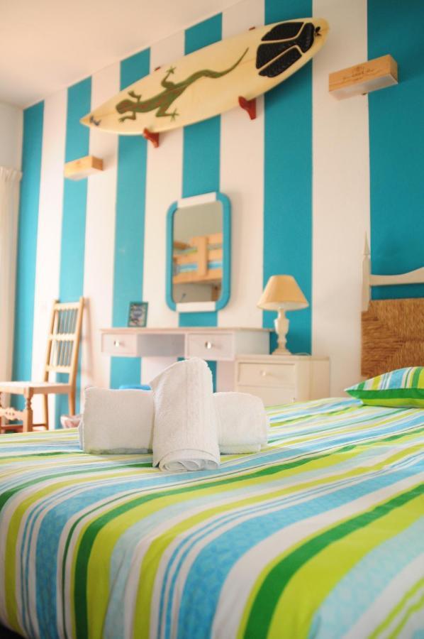 Jho'La Surf Camp Hostel Luz Екстериор снимка